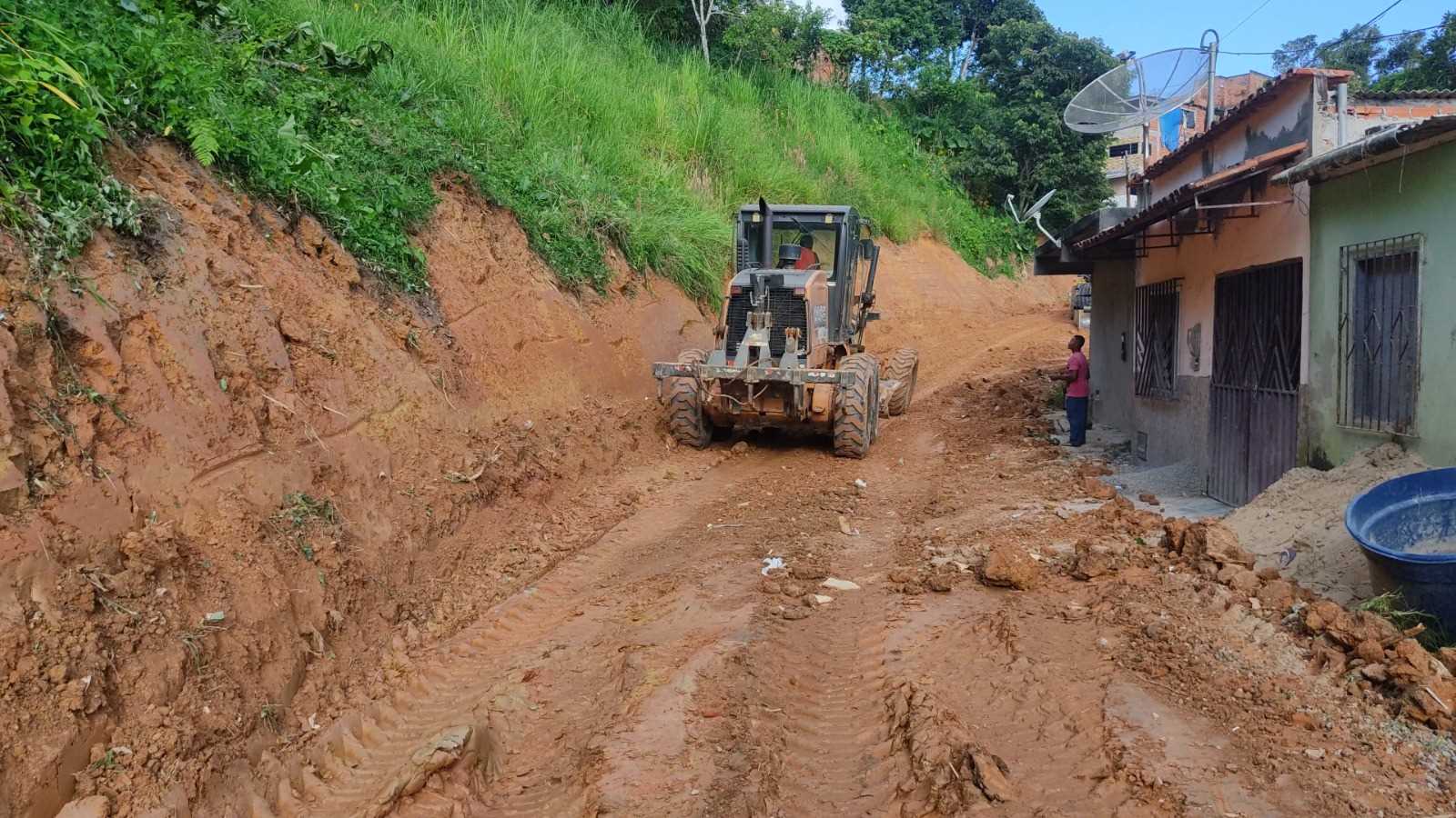 Camacã: Prefeitura reabre a rua do Sarampo e moradores comemoram